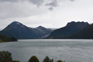 Gletscher, Svartisen, Svartisengletscher, Saltfjellet, Nationalpark, Fjord, Holandsfjorden, Nordfjorden, Schnee, Eis, Eisschicht, kalt, mächtig, Zunge, Gletscherzunge, Fv17, © TRFilm