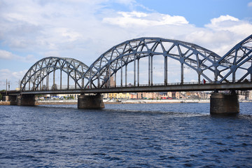 Fototapeta na wymiar Riga, bridge, view from the water