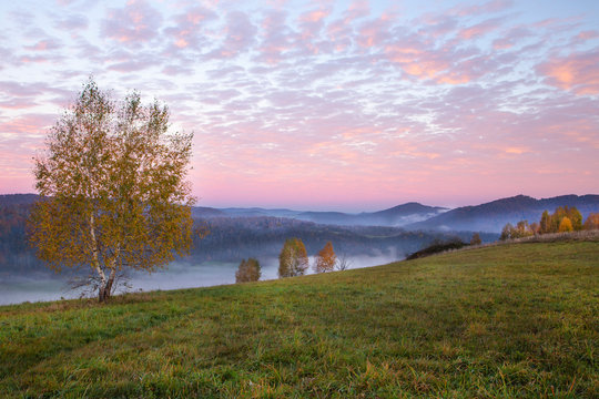 Fototapeta Wschód słońca w Bieszczadach