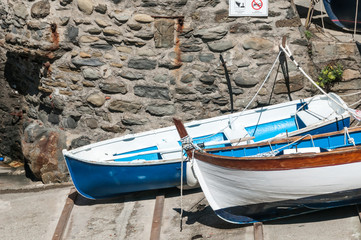 Fototapeta na wymiar Boat rental in a tourist city