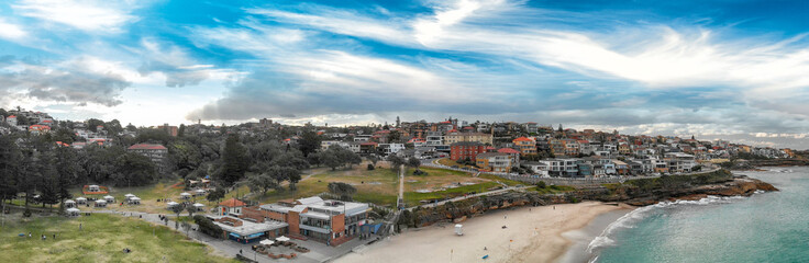 Obraz premium Bronte Beach from helicopter, Sydney