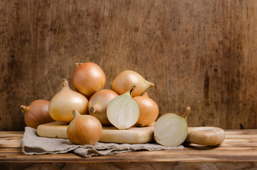 Large raw organic onions