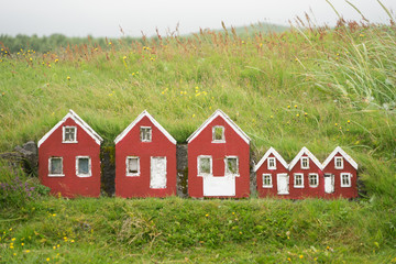 Strandarkirkja mit altem Friedhof in der Engelsbucht (Engilsvík) / Island