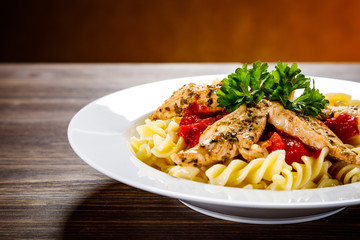 Pasta with meat, sauce and vegetables