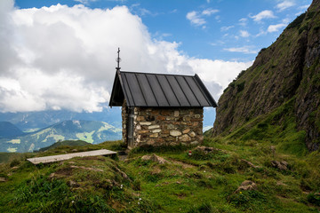 Small church near Wildsee Lake ( Wildseelodersee ) and Wildseeloderhaus, mountain refuge hut above Fieberbrunn in the Kitzbuhel Alps, Tirol, Austria