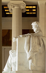 Abraham Lincoln Statue in Lincoln Monument