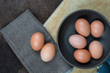 Many Eggs on pan