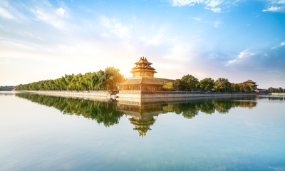 Fototapeta na wymiar Scenery of the Imperial Palace corner tower in Beijing