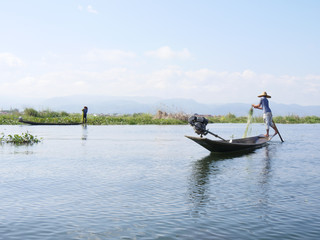 Pêcheurs Birmans
