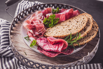 ham bread prosciutto crudo