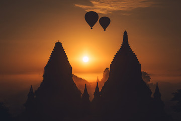 Bagan © Witold