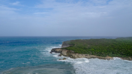 Fototapeta na wymiar Guadeloupe - between sea and ocean