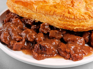 SCOTTISH STEAK PIE © cdkproductions