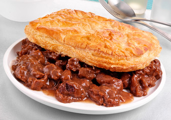 SCOTTISH STEAK PIE