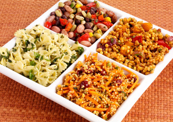MEDITERRANEAN SALAD SELECTION