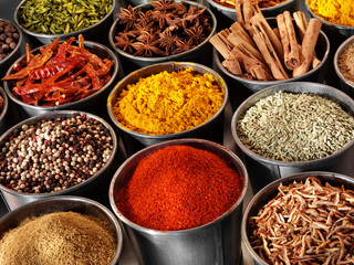 SELECTION OF ASIAN SPICES