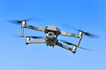 空撮専用の小型ドローン