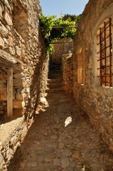 Obraz premium A Street Within the Ruins of the Spinalonga Fortress