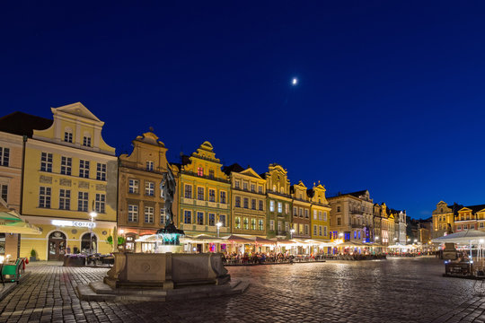 Posen, alter Markt am Abend