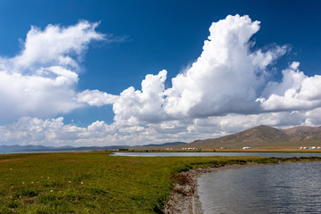 Landschaft am Song K&ouml;l See in Kirgistan