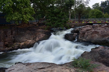 Hogenakkal Falls from the Tamil Nadu side