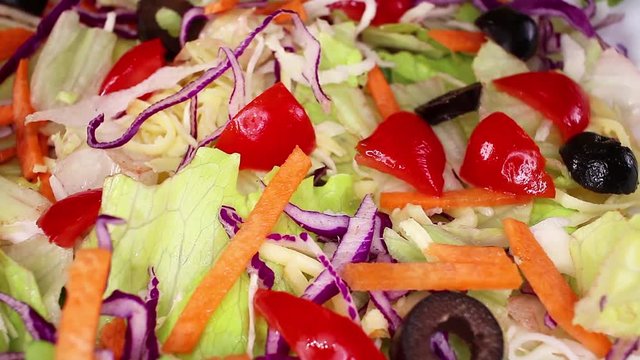Raw healthy food salad vitamin C B D E A antiviral foods weight loss diet