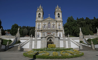 Fototapeta na wymiar El Santuario del Bom Jesus en Braga, Portugal