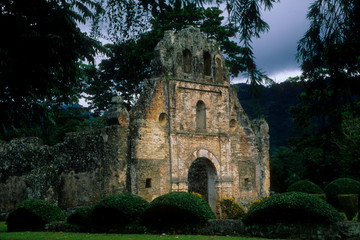 Fototapeta na wymiar Ruins of Church at Ujarras in Costa Rica