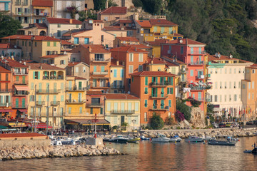 Fototapeta na wymiar Waterfront homes on the coastline of Nice, France
