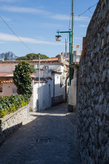 Fototapeta na wymiar Among the alleyways of the town of Ravello