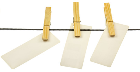 Bristols sur code à linge, fond blanc 