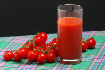 Tomato juice and cherry tomatoes