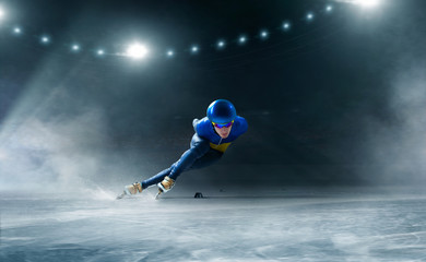 Short track speed skating