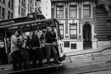 The iconic trams of San Francisco, USA, are the most entertaining way of visiting the main touristic attraction in the city, while reliving the past.