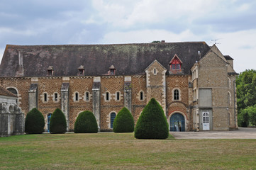 Fototapeta na wymiar Abbazia di Pontigny, Borgogna - Francia