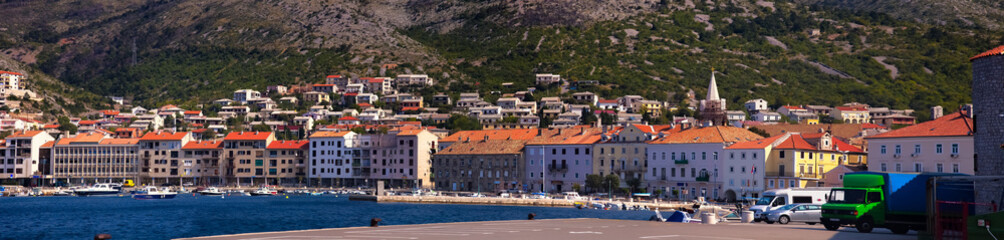 Fototapeta na wymiar Hafen von Zengg - Kroatien