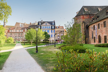 Fototapeta na wymiar Colmar and the park near Unterlinden museum