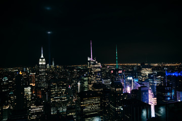 New York leuchtet bei Nacht 2