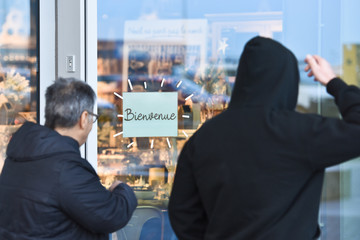 client bienvenue commerce commercant