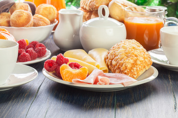 Fresh and continental breakfast table
