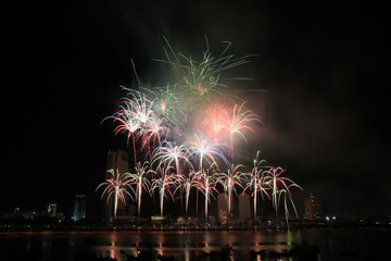 Da nang - Vietnam fireworks competition 