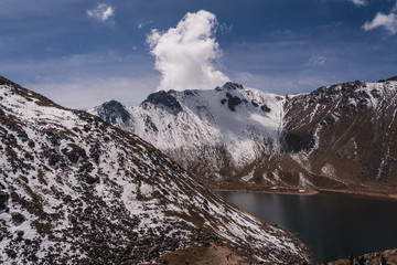 A nice view of the nevado de toluca volcano in m&eacute;xico with snow, the volcano also called xinantecatl is rarely this snowy 