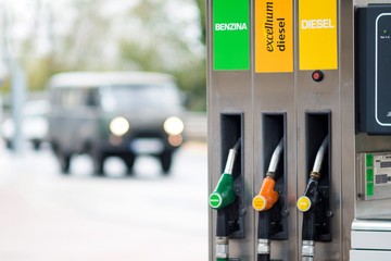 Benzina