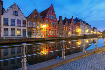 Naklejka premium Bruges. Canal Spiegel Rei.