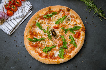 Pizza with seafood