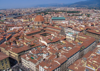 Fototapeta na wymiar Scenic view of the red tile roofs of Florence, Italy