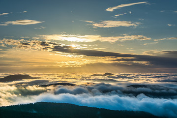 Fototapeta premium Wschód słońca ,Jaworzyna Krynicka,Beskid Sądecki.