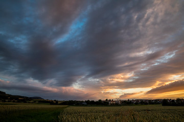 Wolken bei Sonnenuntergang