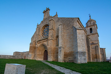 Fototapeta na wymiar Santa Mari­a del Manzano, Castrojeriz in Burgos, Spain