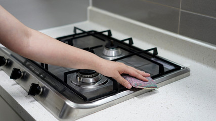 주방 가스렌지 깨끗하게 청소 